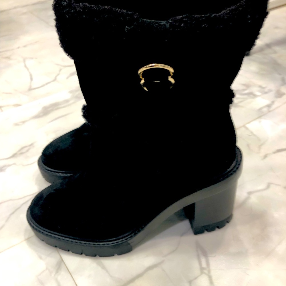 Kenzie boots size 5.5 worn once